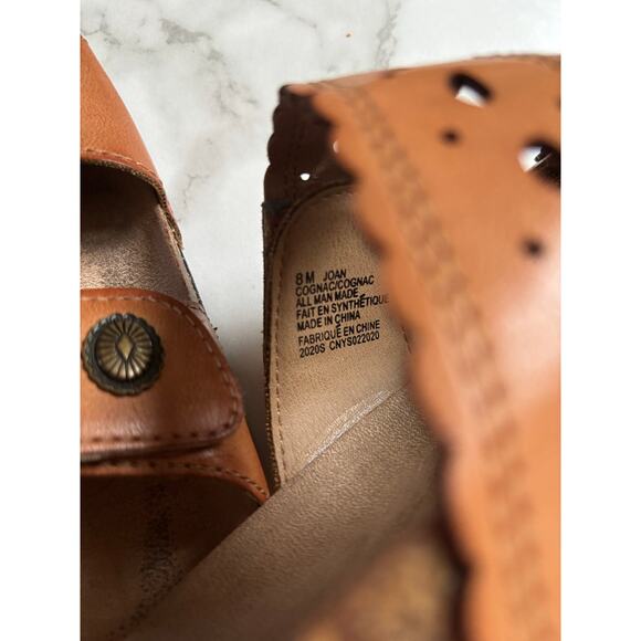 Earth Origins Sandals Size 8 - Picture 7 of 7